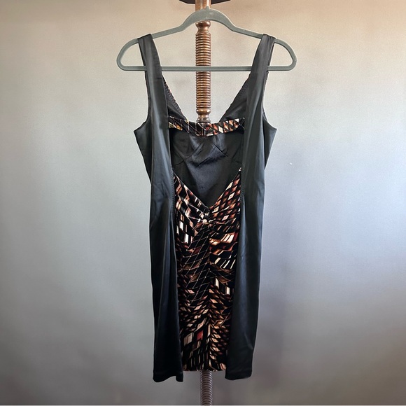 Alberto Malakli Velvet Bodycon Dress - Picture 5 of 9